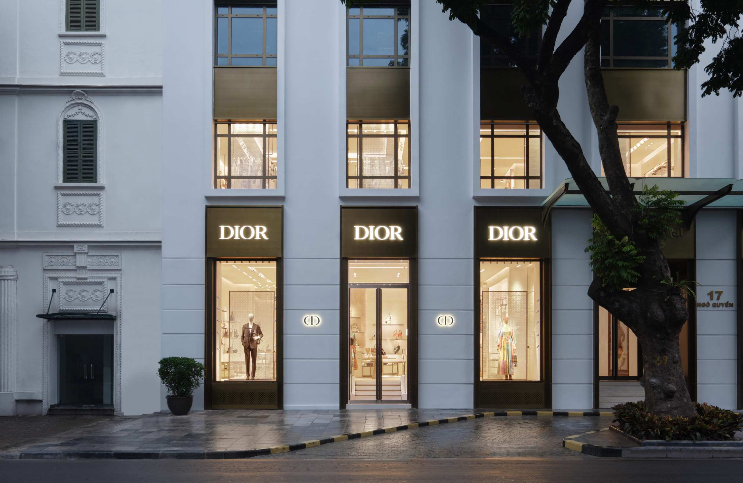 Có gì bên trong cửa hàng thời trang di sản được mệnh danh là vũ trụ Dior   Nhịp sống kinh tế Việt Nam  Thế giới